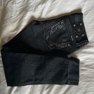 Black skinny jeans